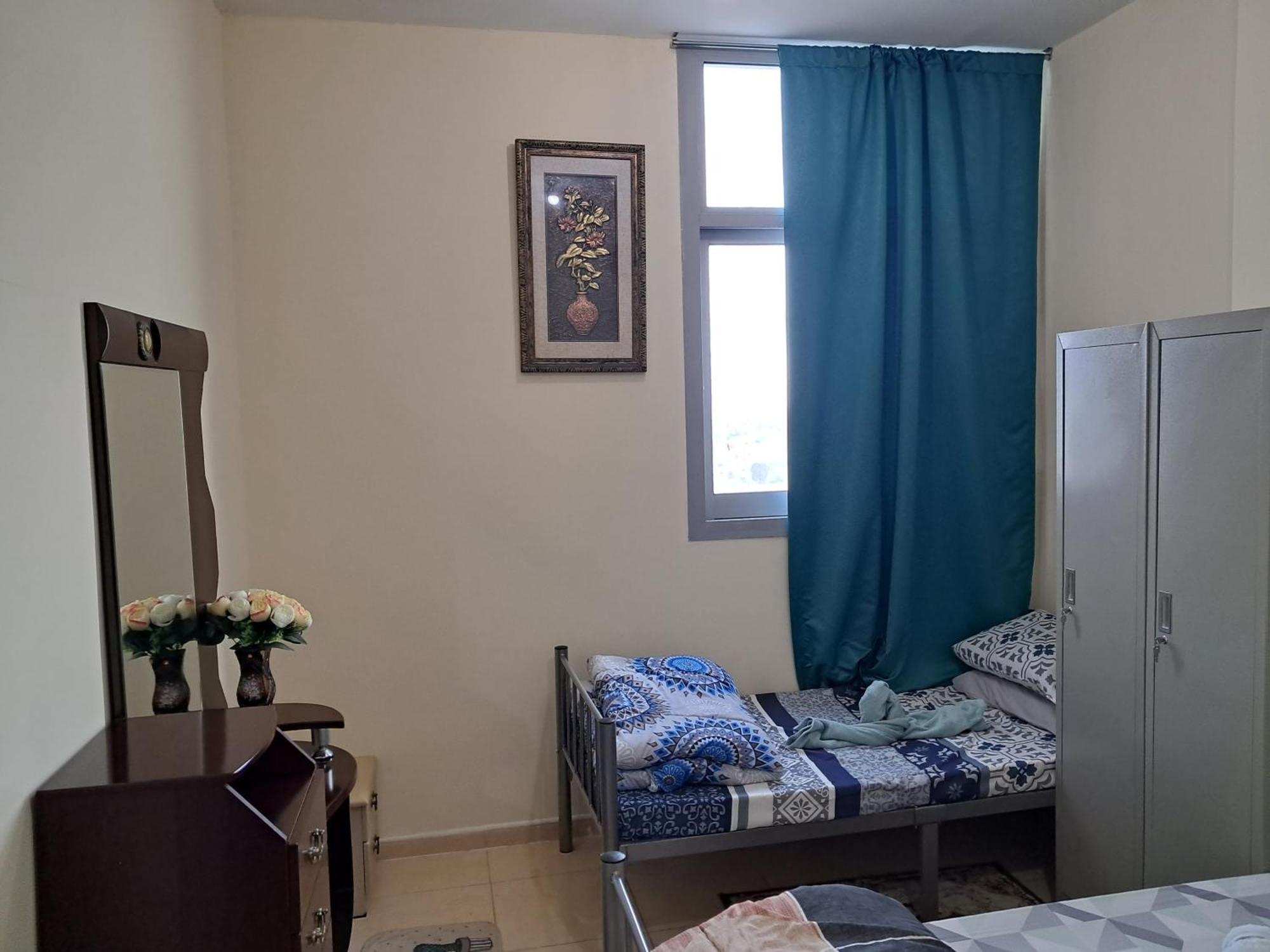 Top House Hostel Абу-Даби Экстерьер фото